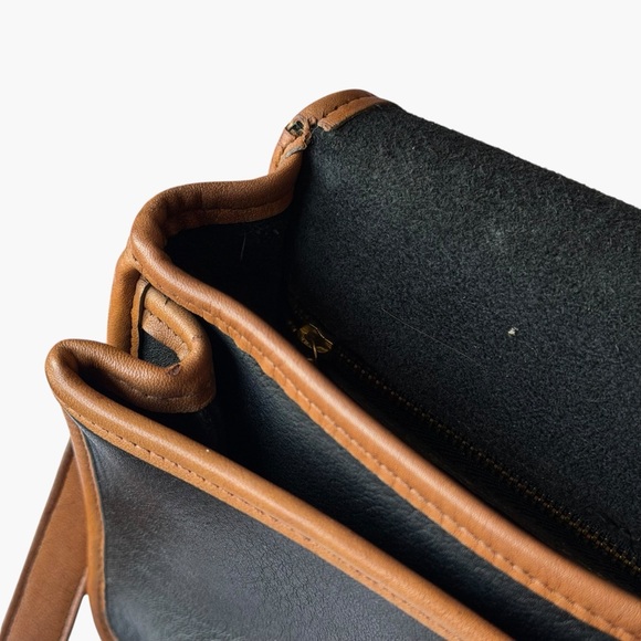 Vintage 1980s Coach Spectator City Bag Black Tan Leather Crossbody Quiet Luxury - Picture 14 of 16